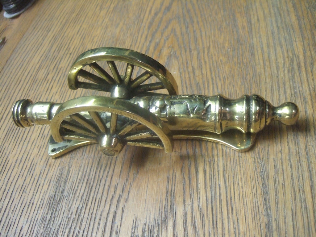 D084Brass Cannon Door Knocker Antique Door knockers