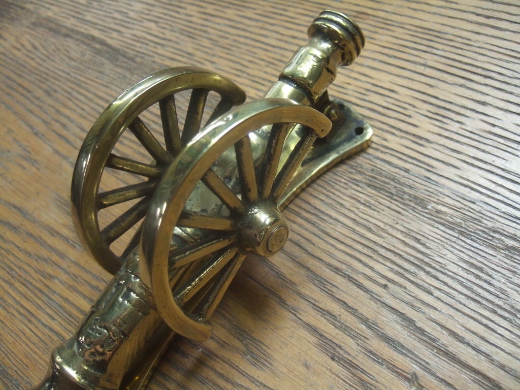 D084Brass Cannon Door Knocker Antique Door knockers